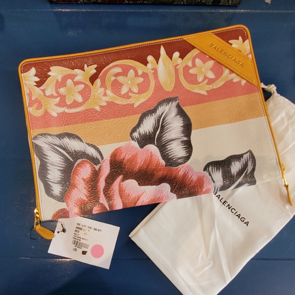 NWT Balenciaga Printed Leather Pouch